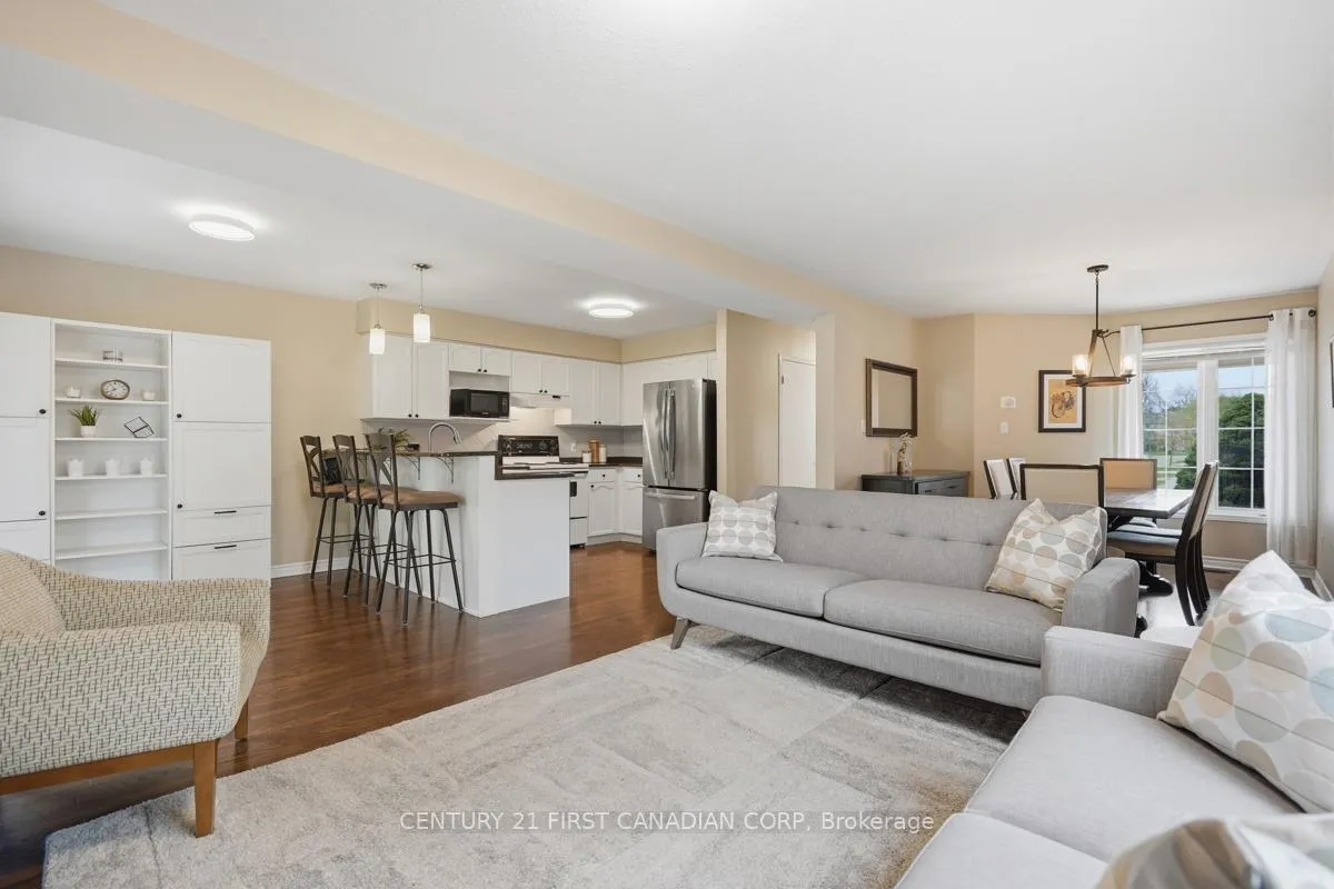 Photo 13 of 792 Guildwood Boulevard, London, North M — HOMEH