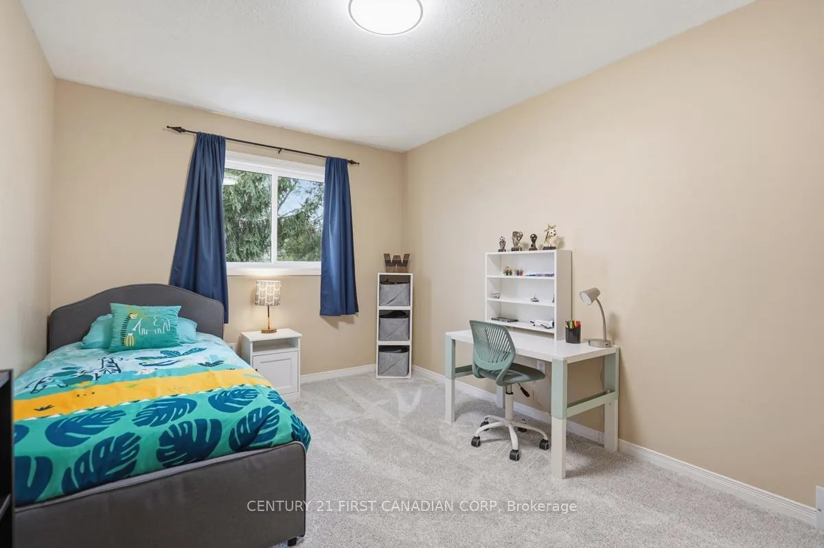 Photo 27 of 792 Guildwood Boulevard, London, North M — HOMEH