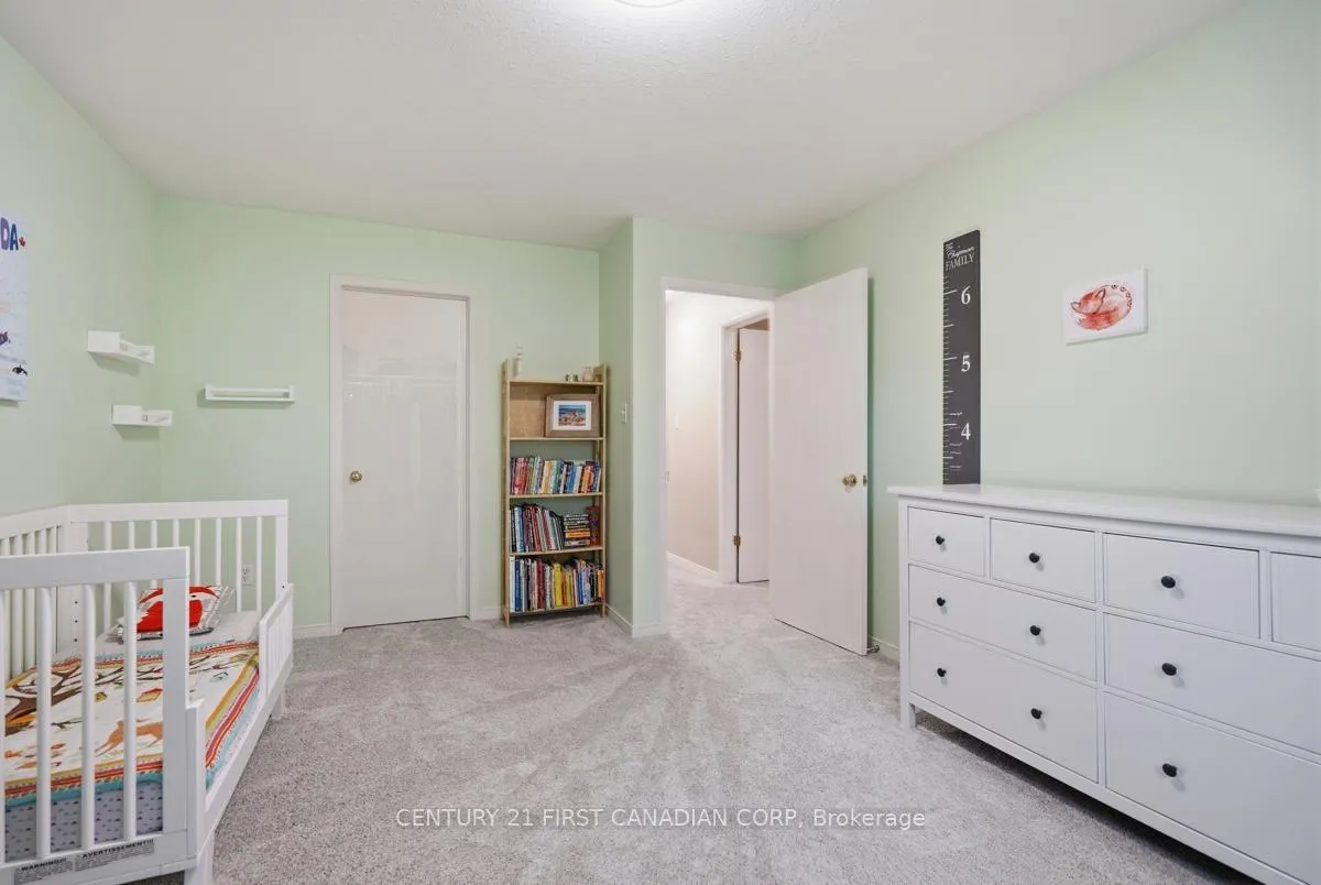 Photo 30 of 792 Guildwood Boulevard, London, North M — HOMEH