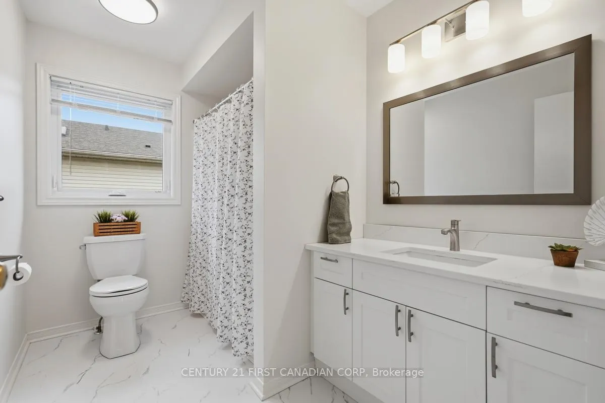 Photo 31 of 792 Guildwood Boulevard, London, North M — HOMEH