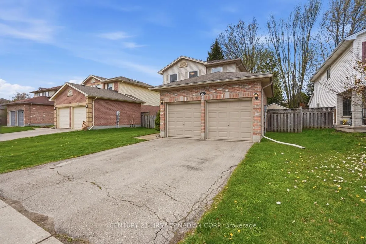 Photo 47 of 792 Guildwood Boulevard, London, North M — HOMEH