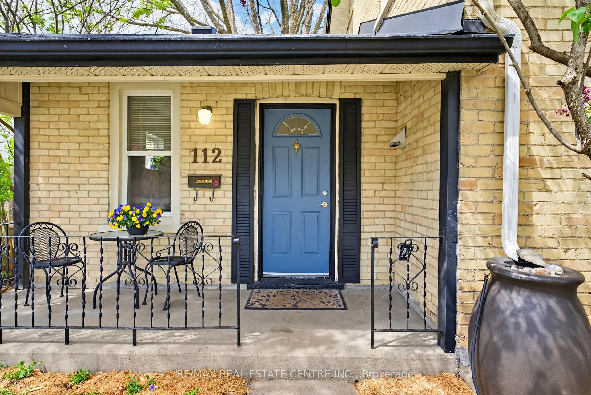 Photo 5 of 112 Victoria Avenue, Cambridge — HOMEH