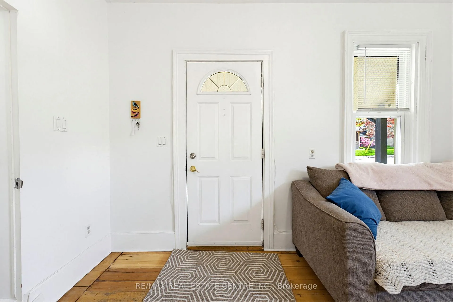 Photo 6 of 112 Victoria Avenue, Cambridge — HOMEH
