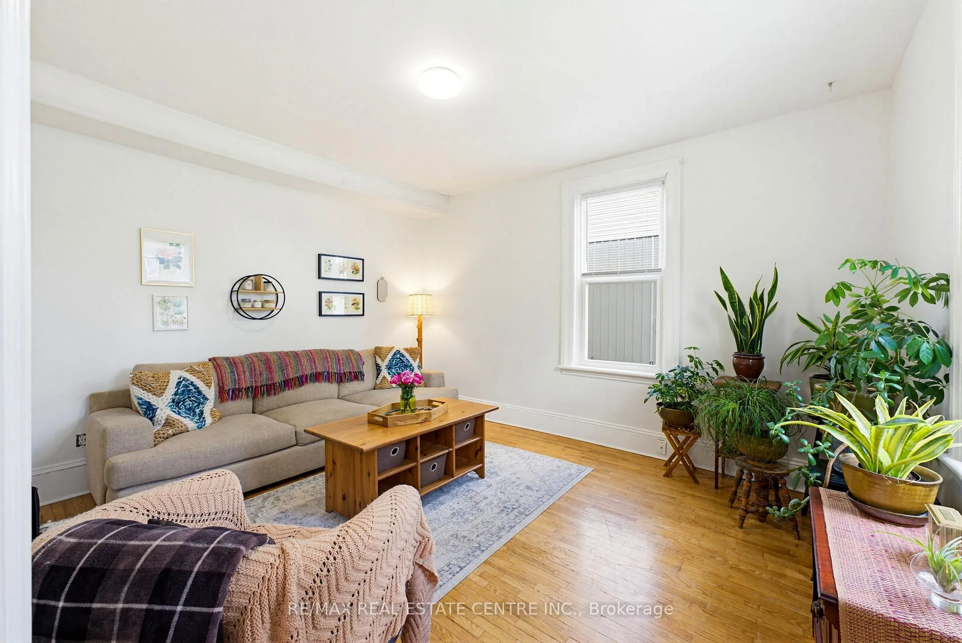 Photo 15 of 112 Victoria Avenue, Cambridge — HOMEH