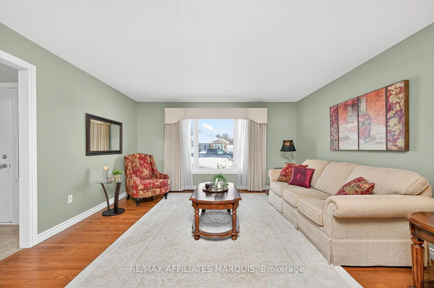 Photo 8 of 227 Lera Street, Smiths Falls — HOMEH