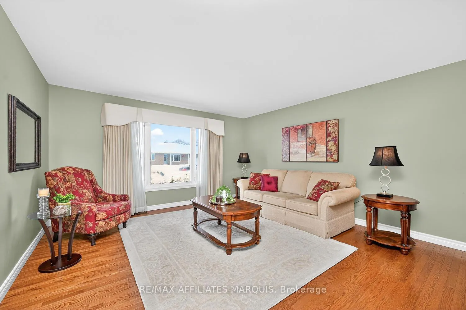 Photo 9 of 227 Lera Street, Smiths Falls — HOMEH