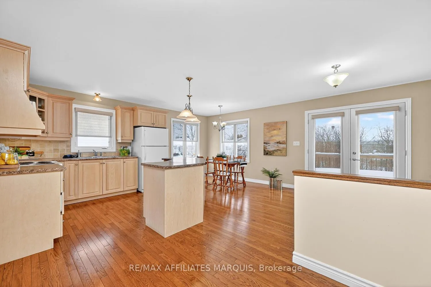 Photo 17 of 227 Lera Street, Smiths Falls — HOMEH