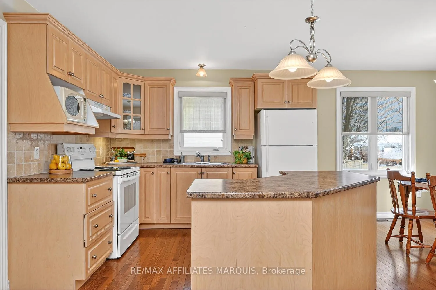 Photo 20 of 227 Lera Street, Smiths Falls — HOMEH