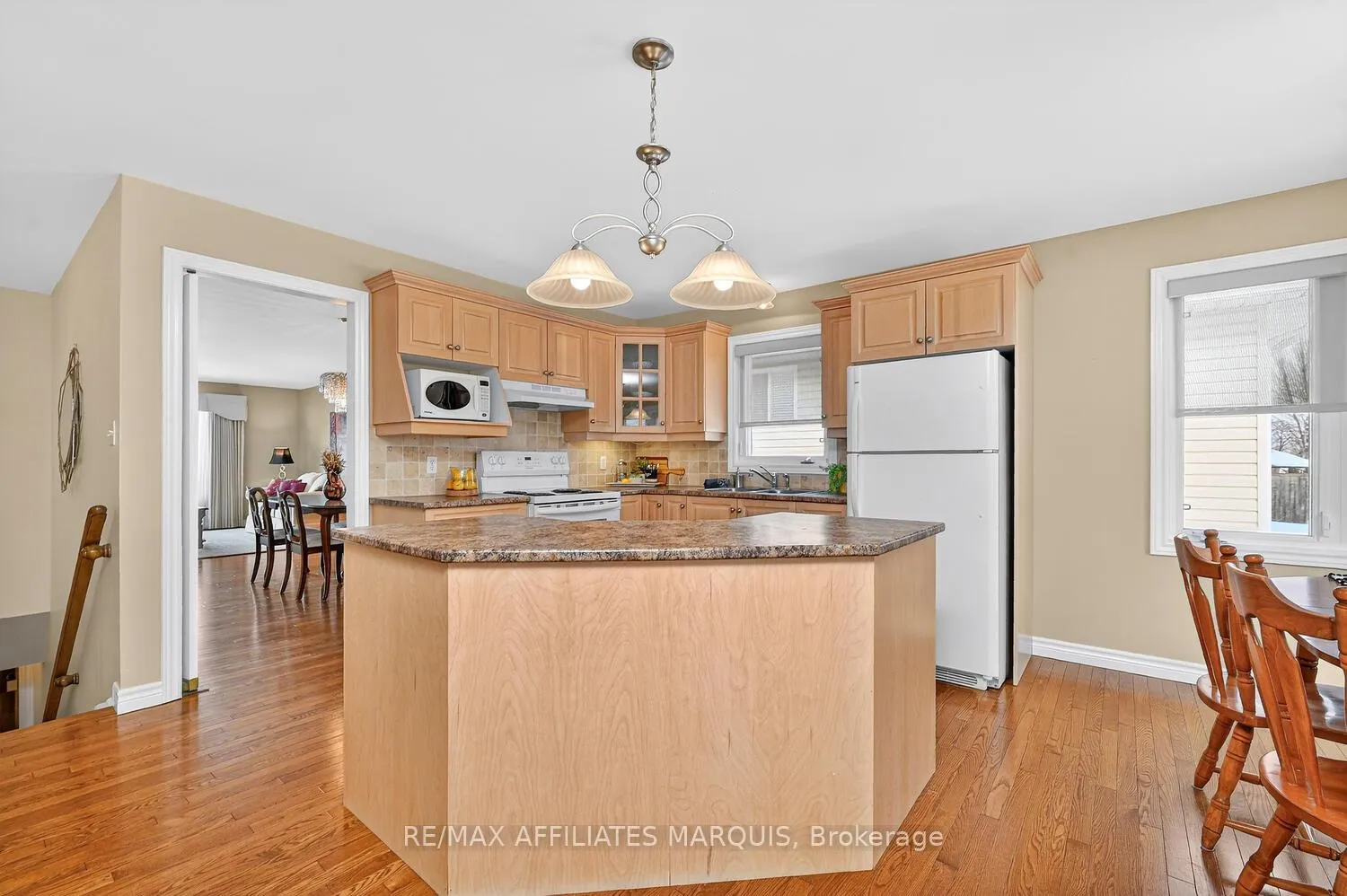 Photo 21 of 227 Lera Street, Smiths Falls — HOMEH