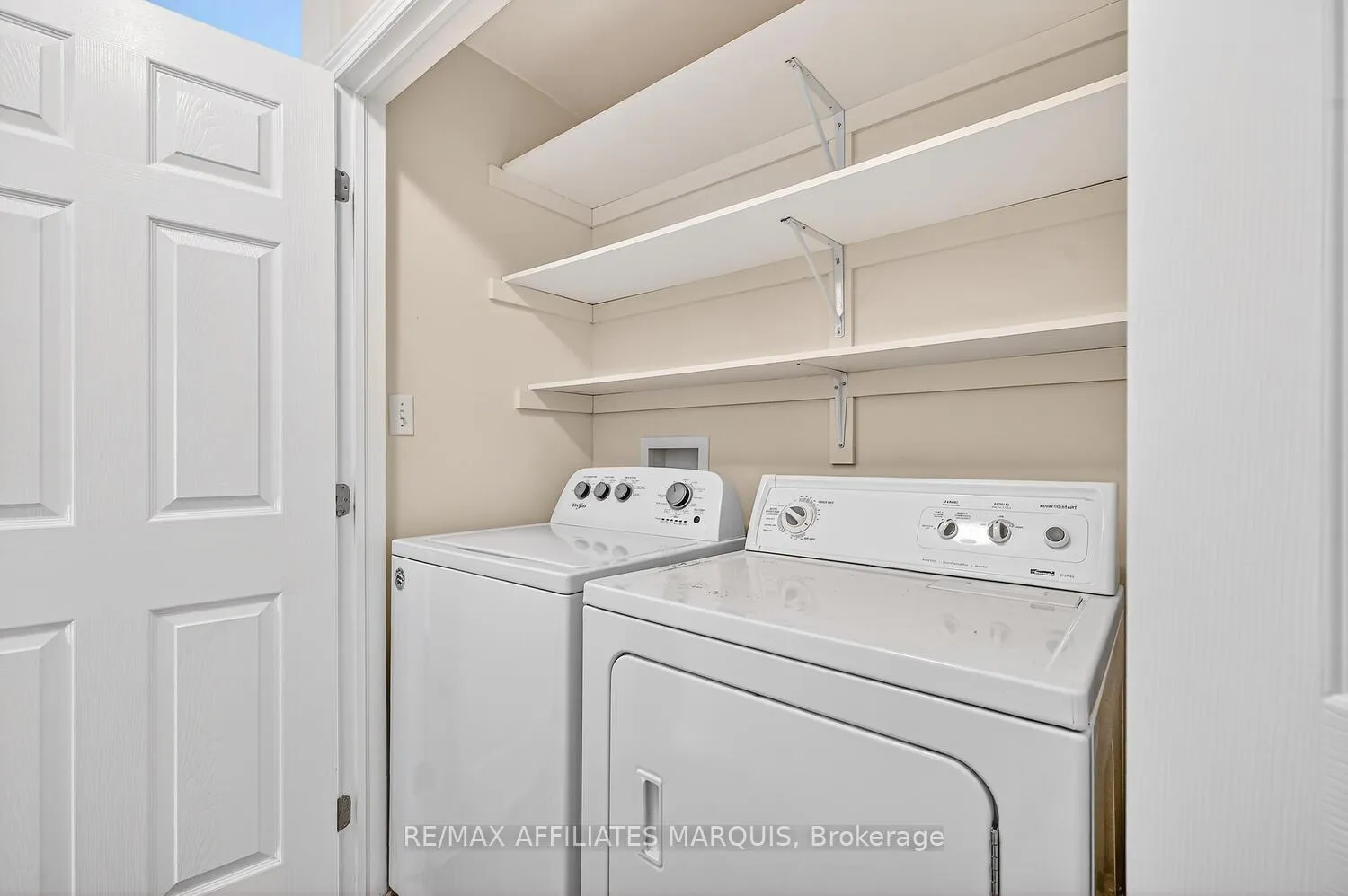 Photo 35 of 227 Lera Street, Smiths Falls — HOMEH
