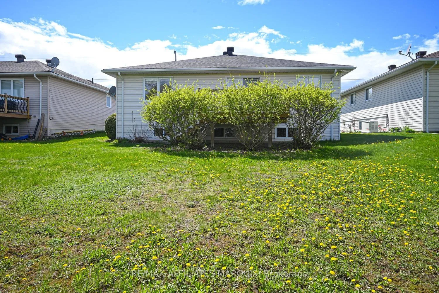 Photo 43 of 227 Lera Street, Smiths Falls — HOMEH