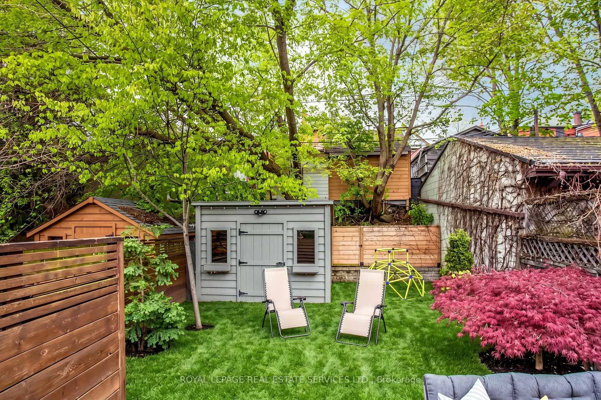 Photo 38 of 102 Roseneath Gardens, Toronto, Oakwood Village — HOMEH