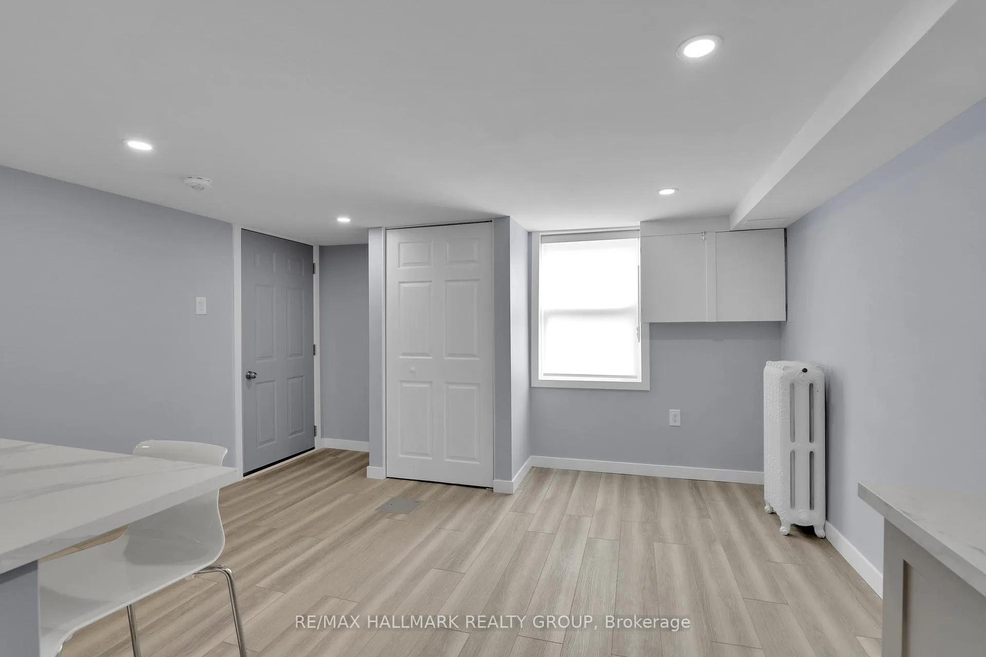 Photo 6 of Unit B, 15 Marier Avenue, Ottawa, Vanier — HOMEH
