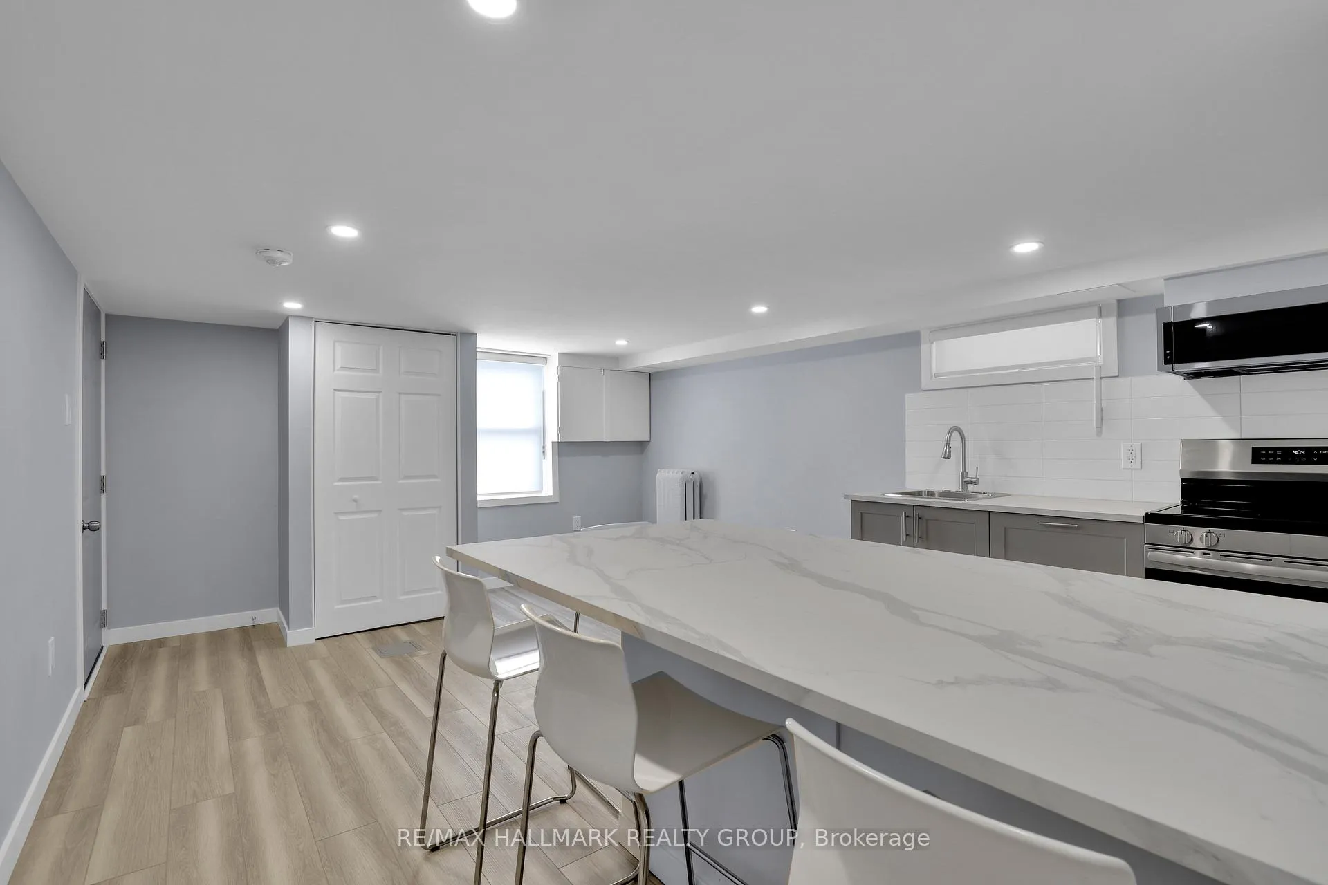 Photo 7 of Unit B, 15 Marier Avenue, Ottawa, Vanier — HOMEH