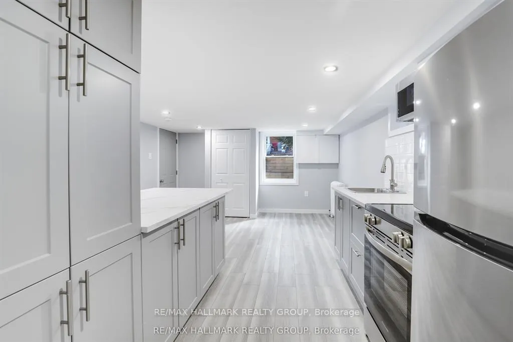 Photo 10 of Unit B, 15 Marier Avenue, Ottawa, Vanier — HOMEH