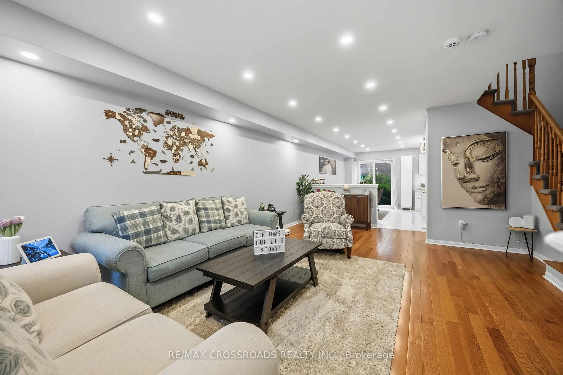 Photo 5 of 56 Torr Lane, Ajax, Central — HOMEH