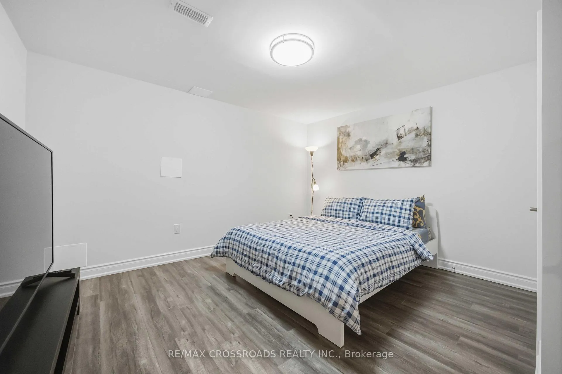 Photo 19 of 56 Torr Lane, Ajax, Central — HOMEH