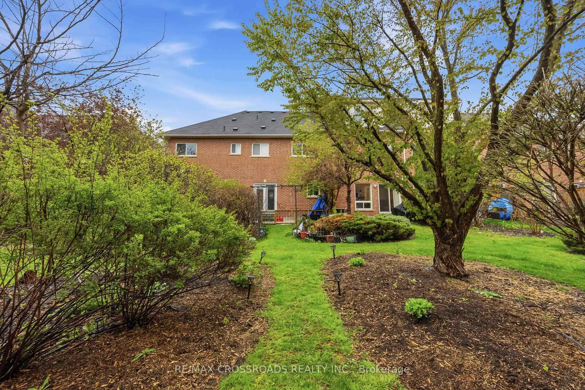 Photo 32 of 56 Torr Lane, Ajax, Central — HOMEH