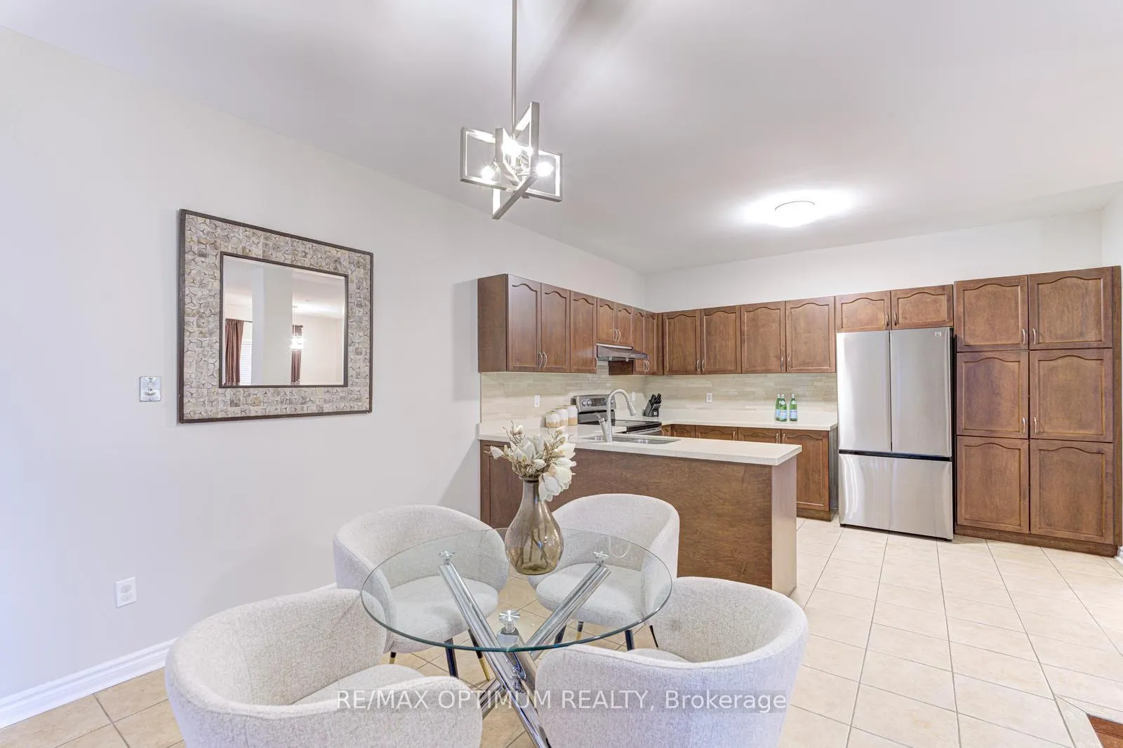 Photo 21 of 39 Charcoal Way, Brampton, Bram West — HOMEH