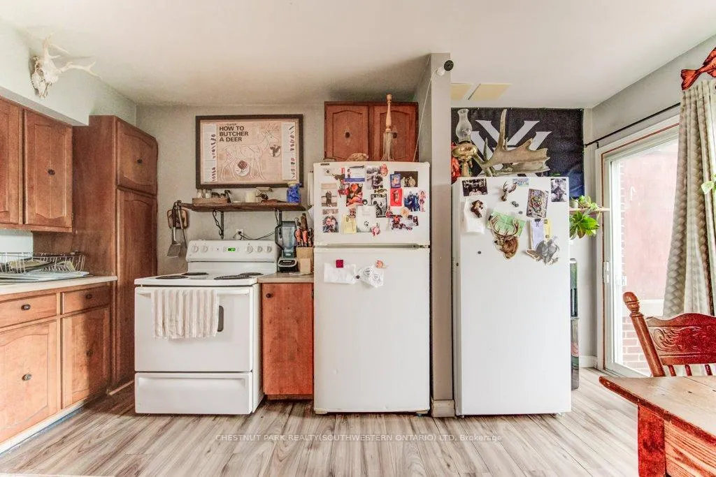 Photo 21 of 56 Lilac Street, Kitchener, Rockway — HOMEH