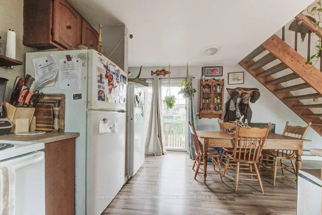 Photo 23 of 56 Lilac Street, Kitchener, Rockway — HOMEH
