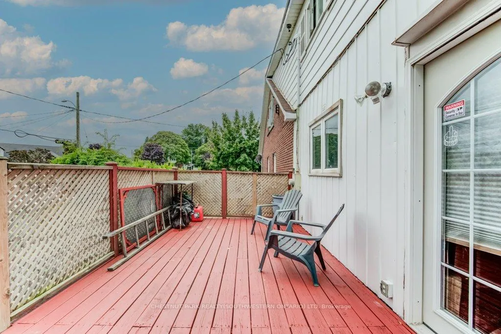 Photo 46 of 56 Lilac Street, Kitchener, Rockway — HOMEH