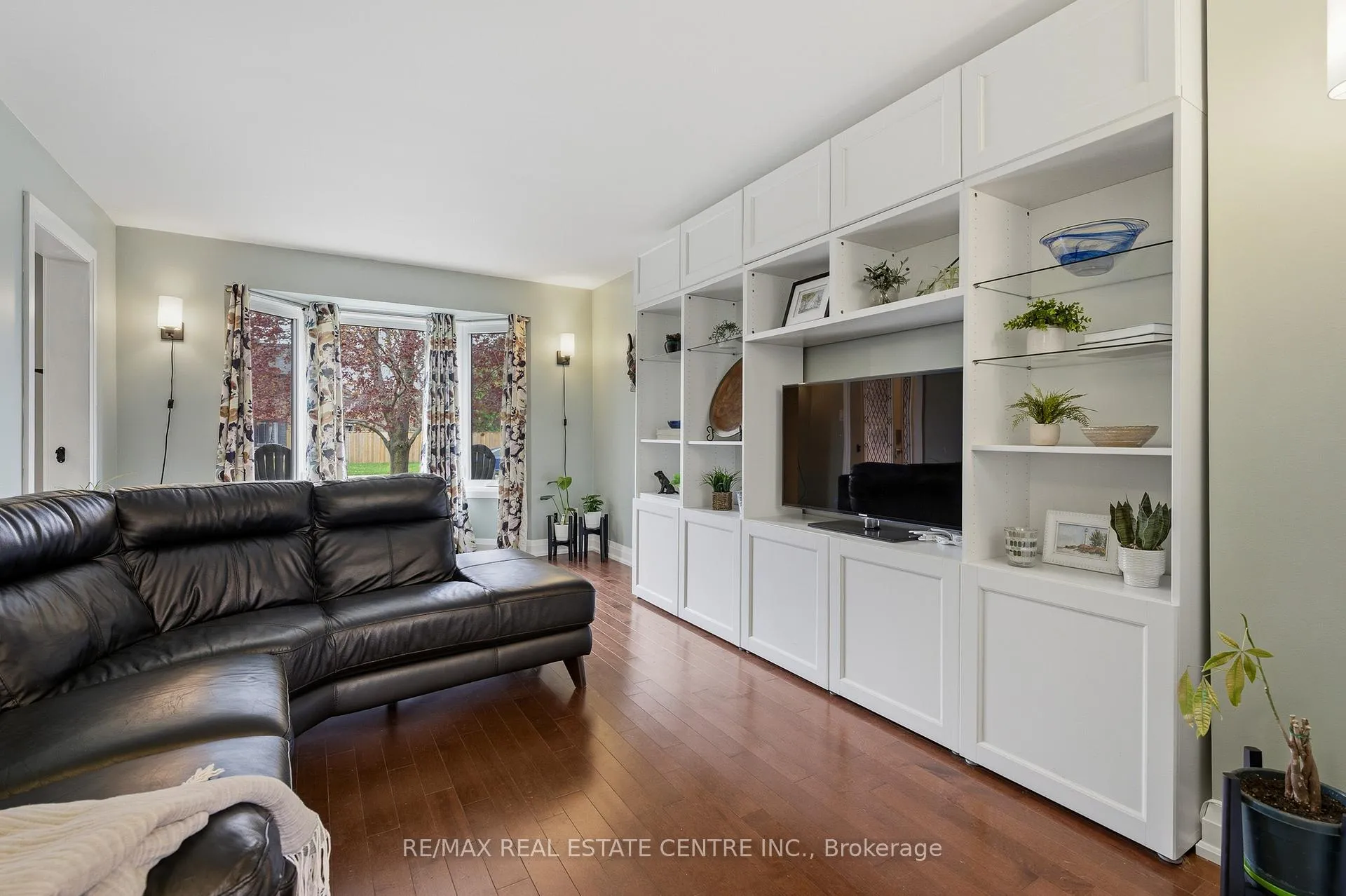 Photo 19 of 75 Handorf Drive, Cambridge — HOMEH
