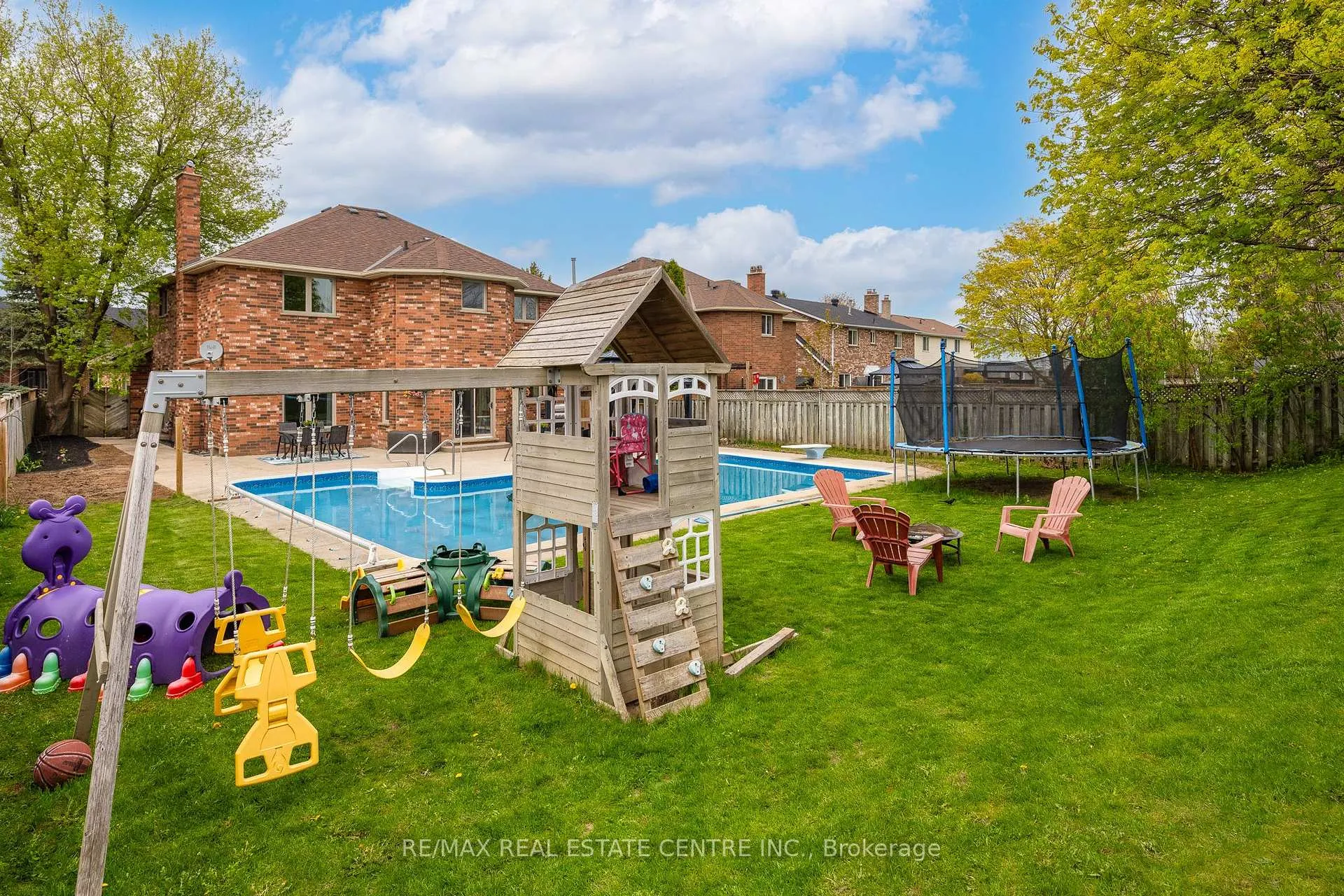 Photo 43 of 75 Handorf Drive, Cambridge — HOMEH
