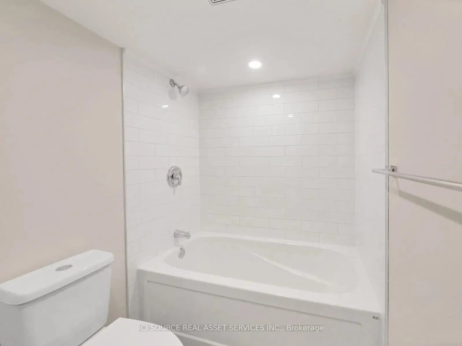 Photo 13 of Unit 1, 132 Holton Avenue S, Hamilton, St. Clair — HOMEH
