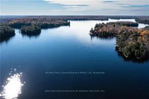 Photo 8 of 7 & 9 East Point Drive, McKellar — HOMEH