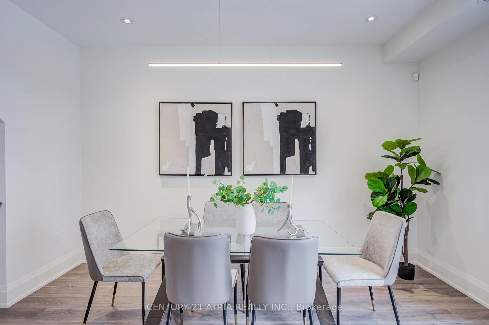 Photo 18 of 49 Cohen Way, Vaughan, Patterson — HOMEH