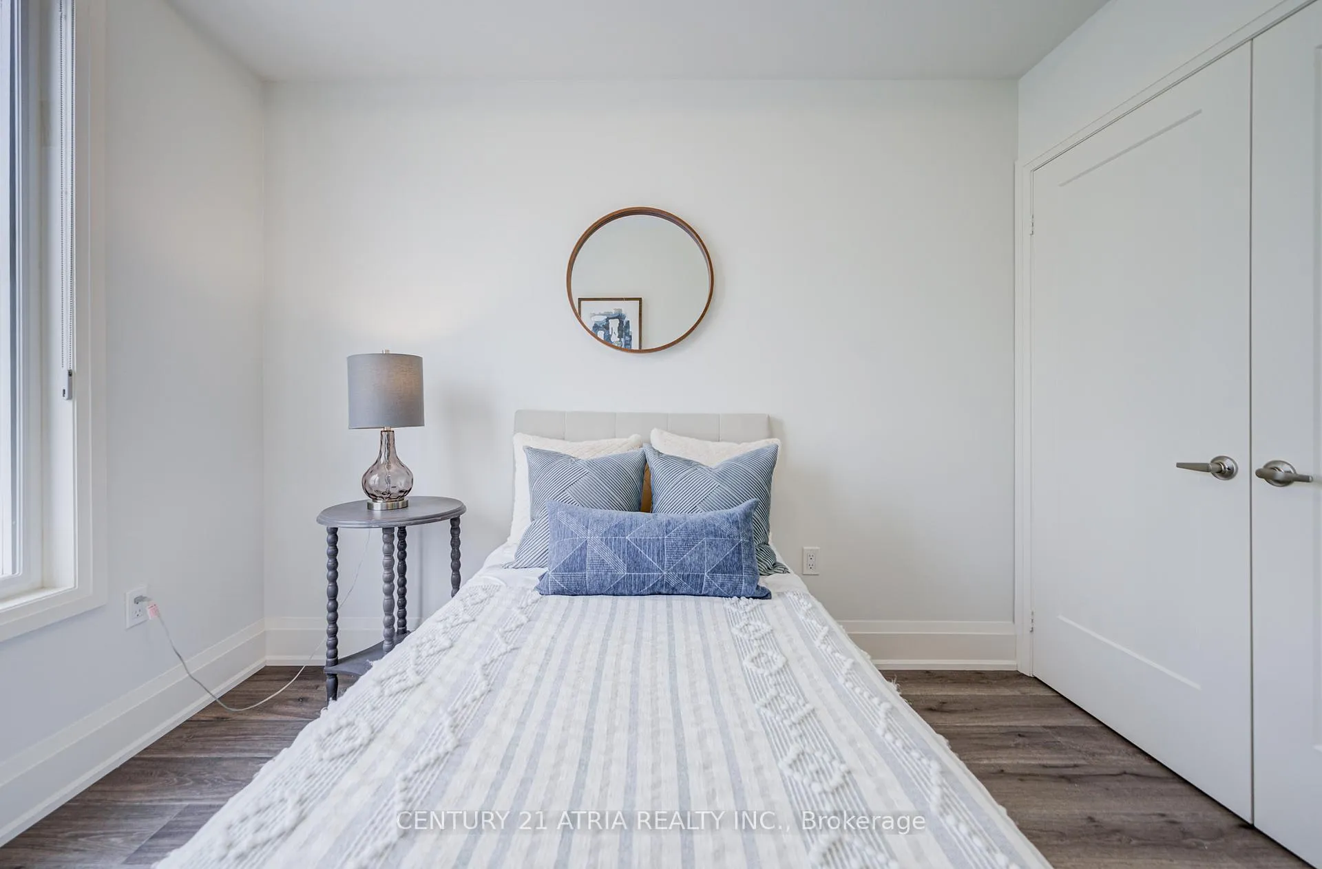 Photo 26 of 49 Cohen Way, Vaughan, Patterson — HOMEH