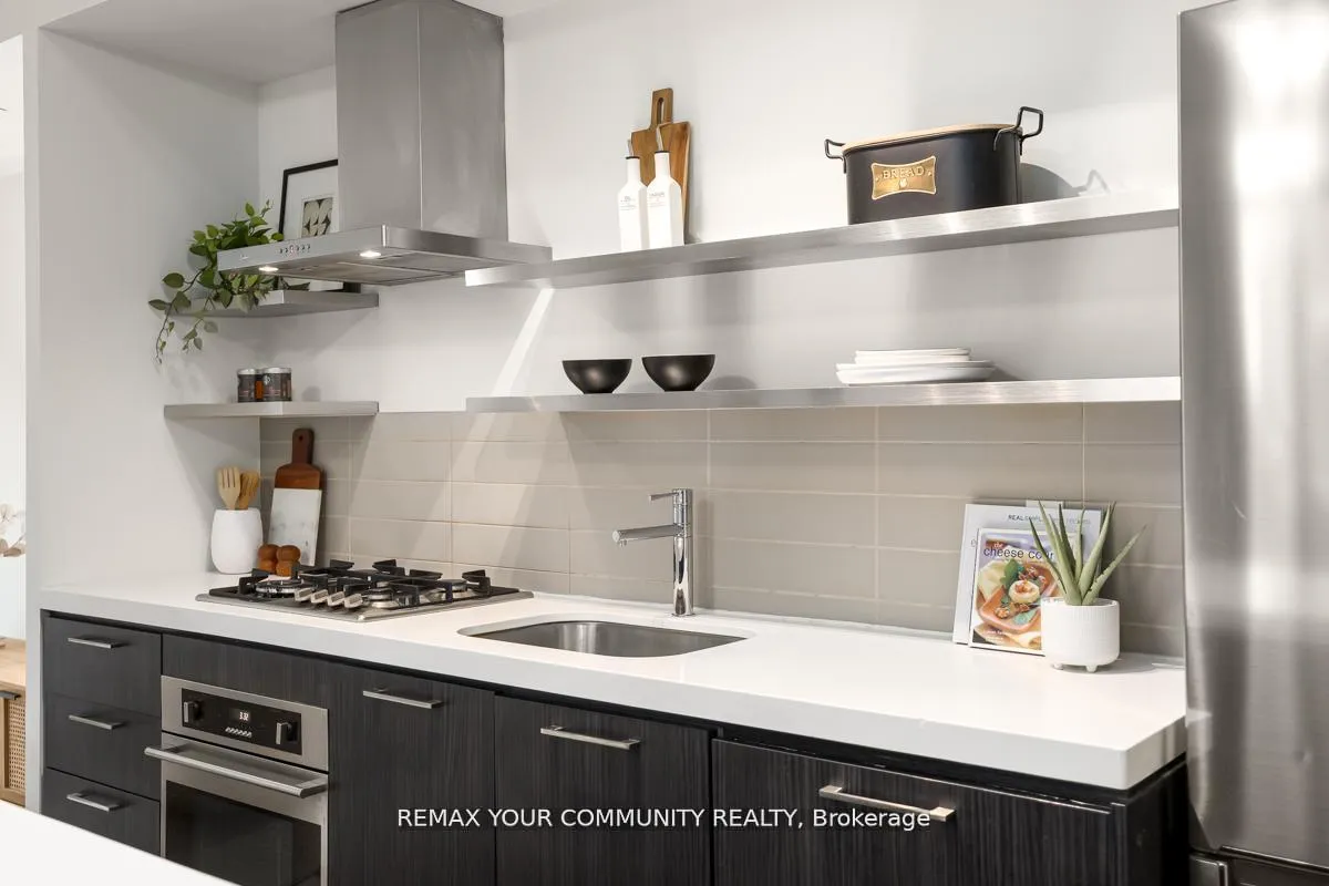 Photo 9 of Unit 703, 560 King Street W, Toronto, Waterfront Communities — HOMEH