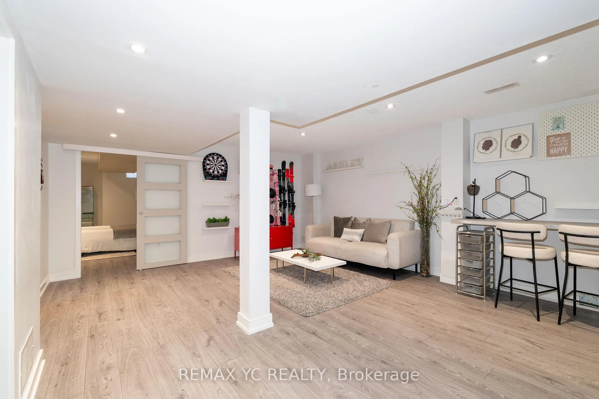Photo 31 of 552 Grand Trunk Avenue, Vaughan, Patterson — HOMEH