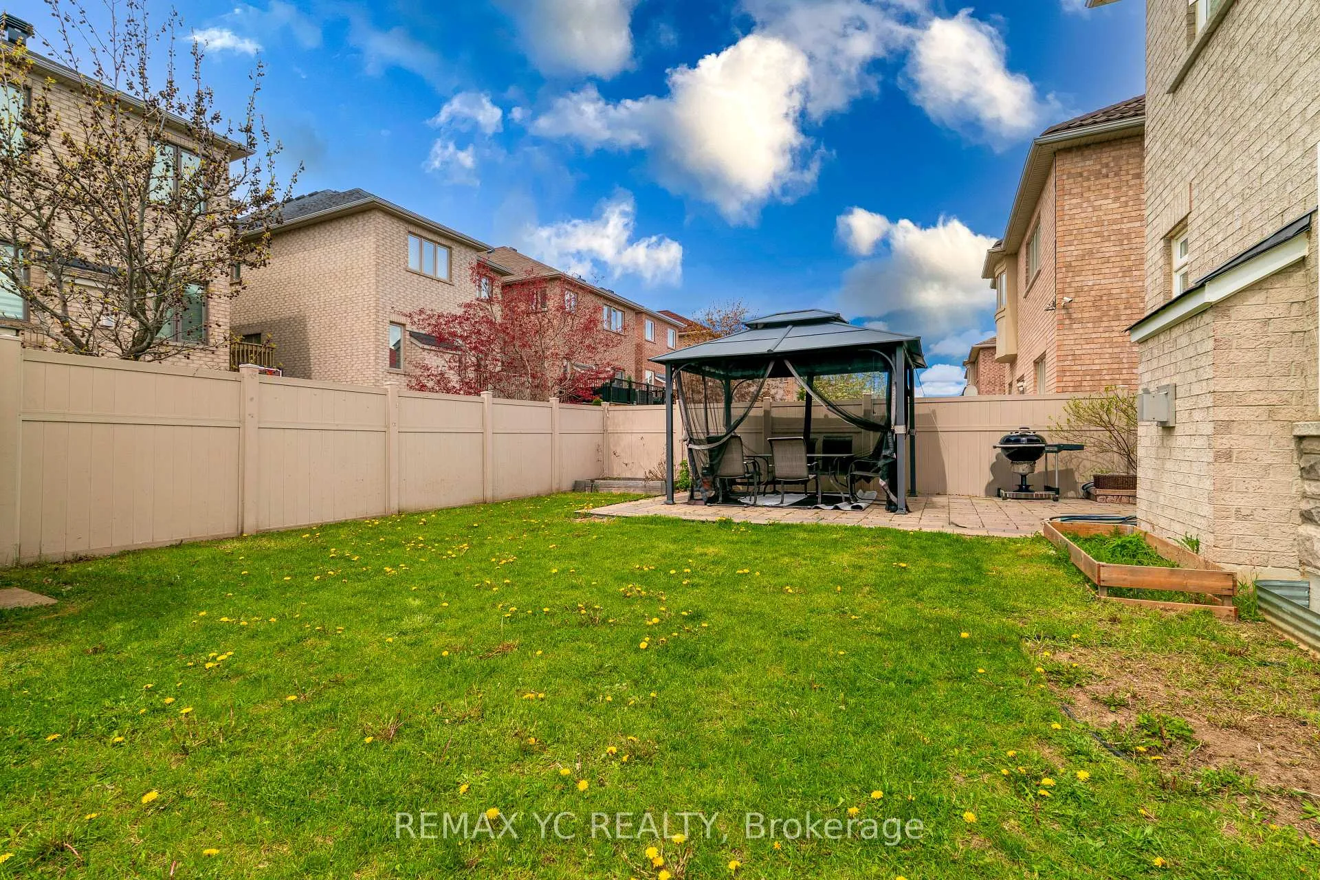 Photo 38 of 552 Grand Trunk Avenue, Vaughan, Patterson — HOMEH
