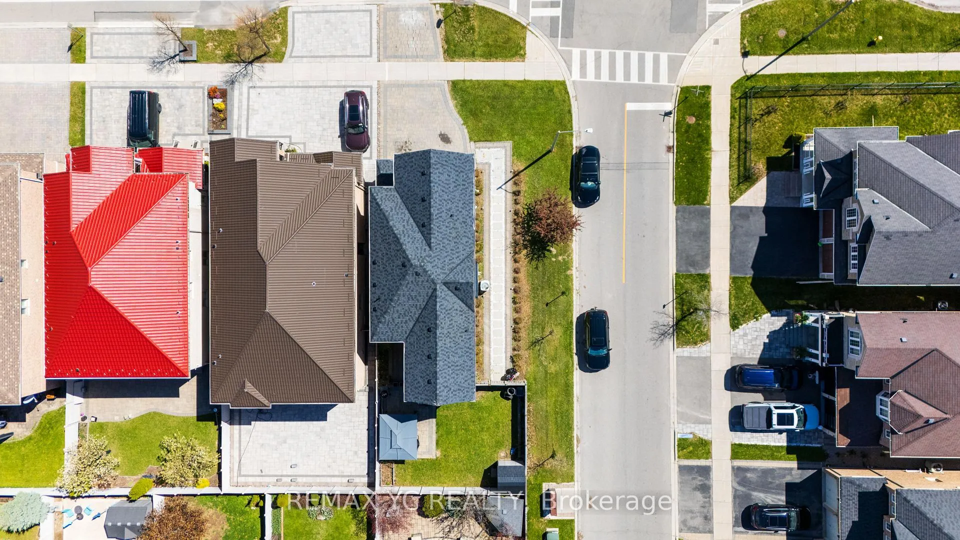 Photo 41 of 552 Grand Trunk Avenue, Vaughan, Patterson — HOMEH