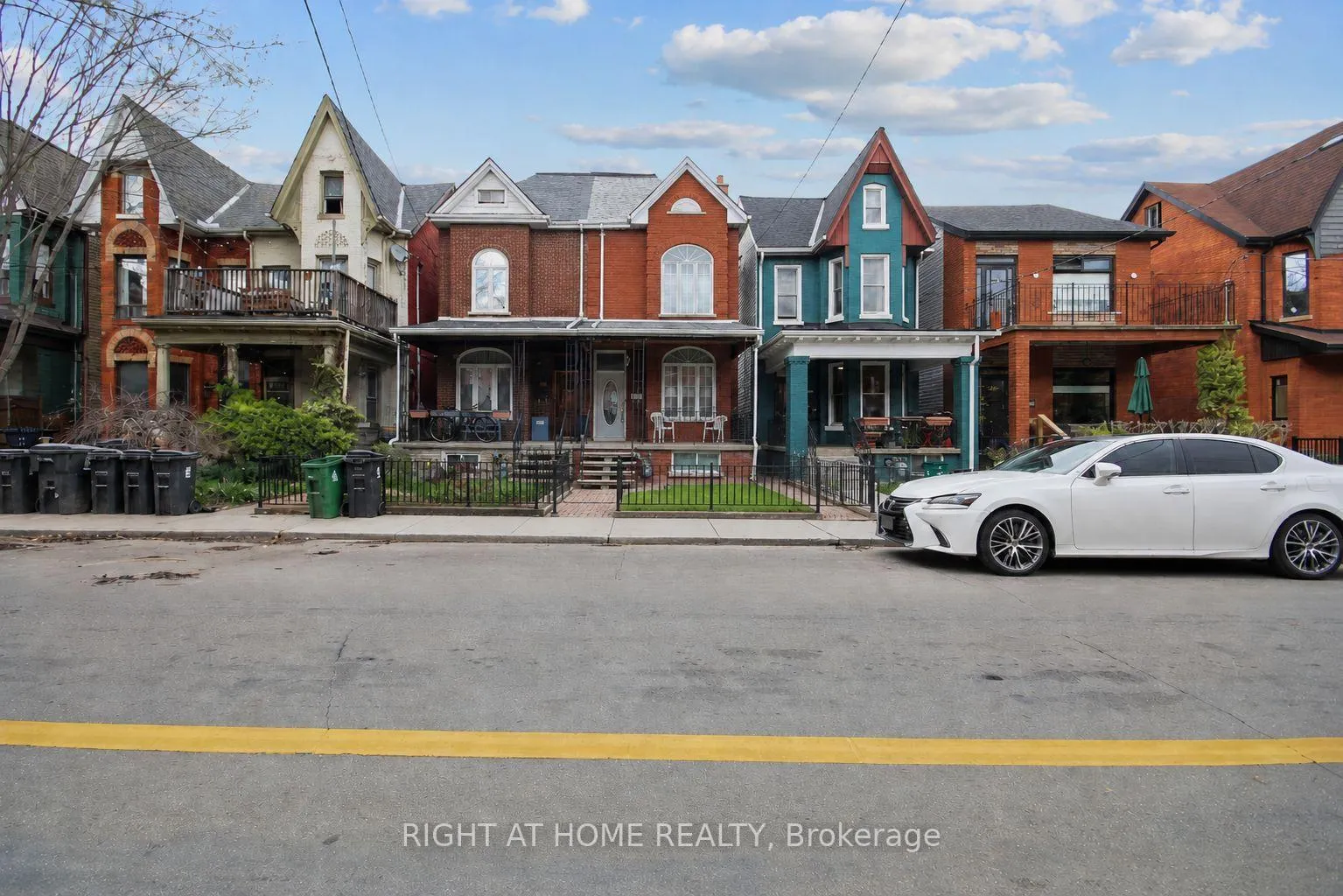 Photo 1 of 273 Palmerston Avenue, Toronto, Trinity-Bellwoods — HOMEH