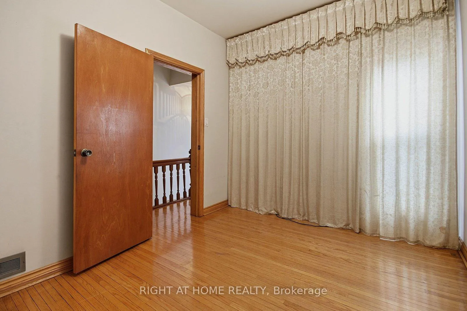 Photo 14 of 273 Palmerston Avenue, Toronto, Trinity-Bellwoods — HOMEH
