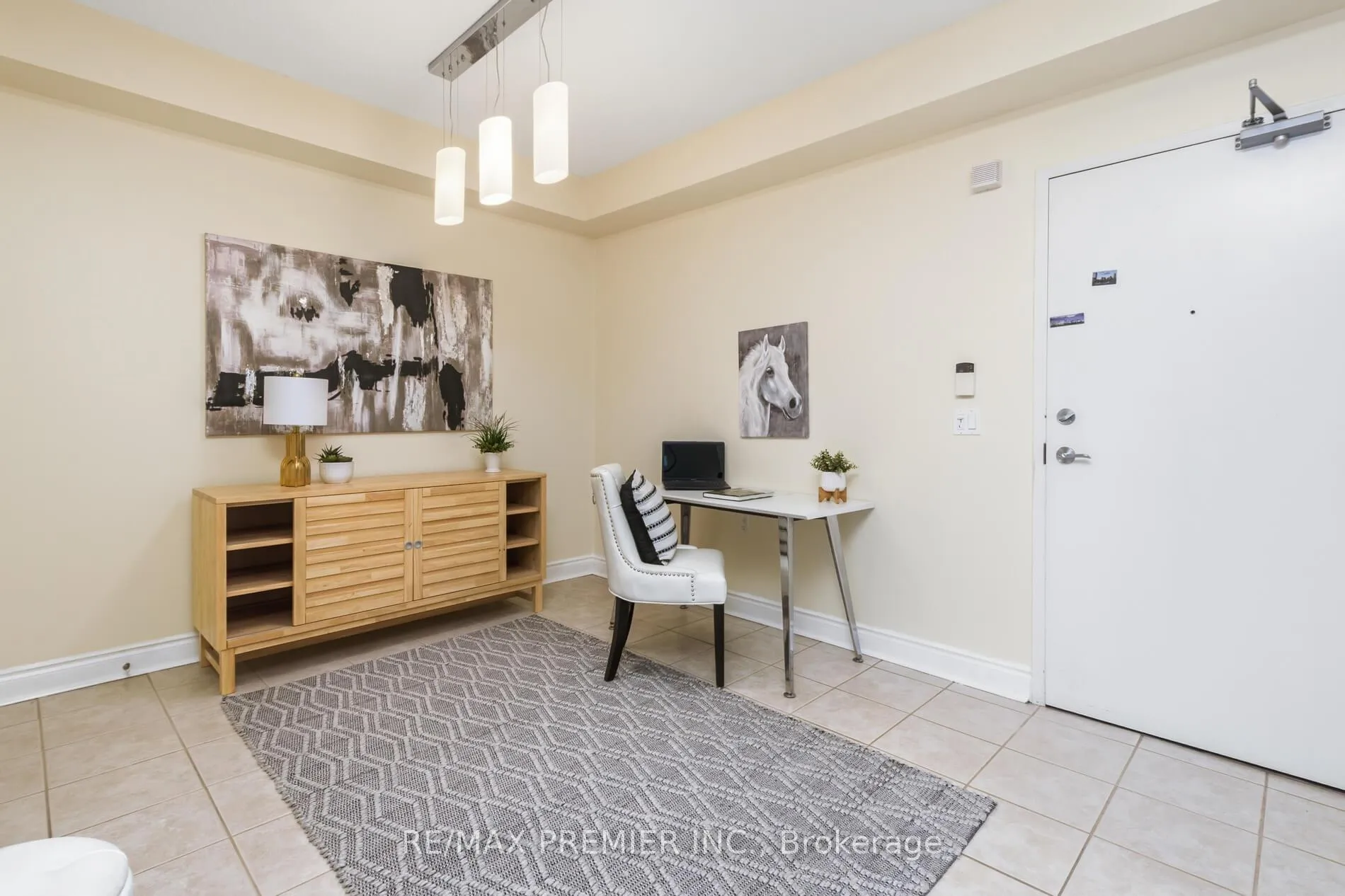 Photo 4 of Unit 330, 8201 Islington Avenue, Vaughan, Islington Woods — HOMEH