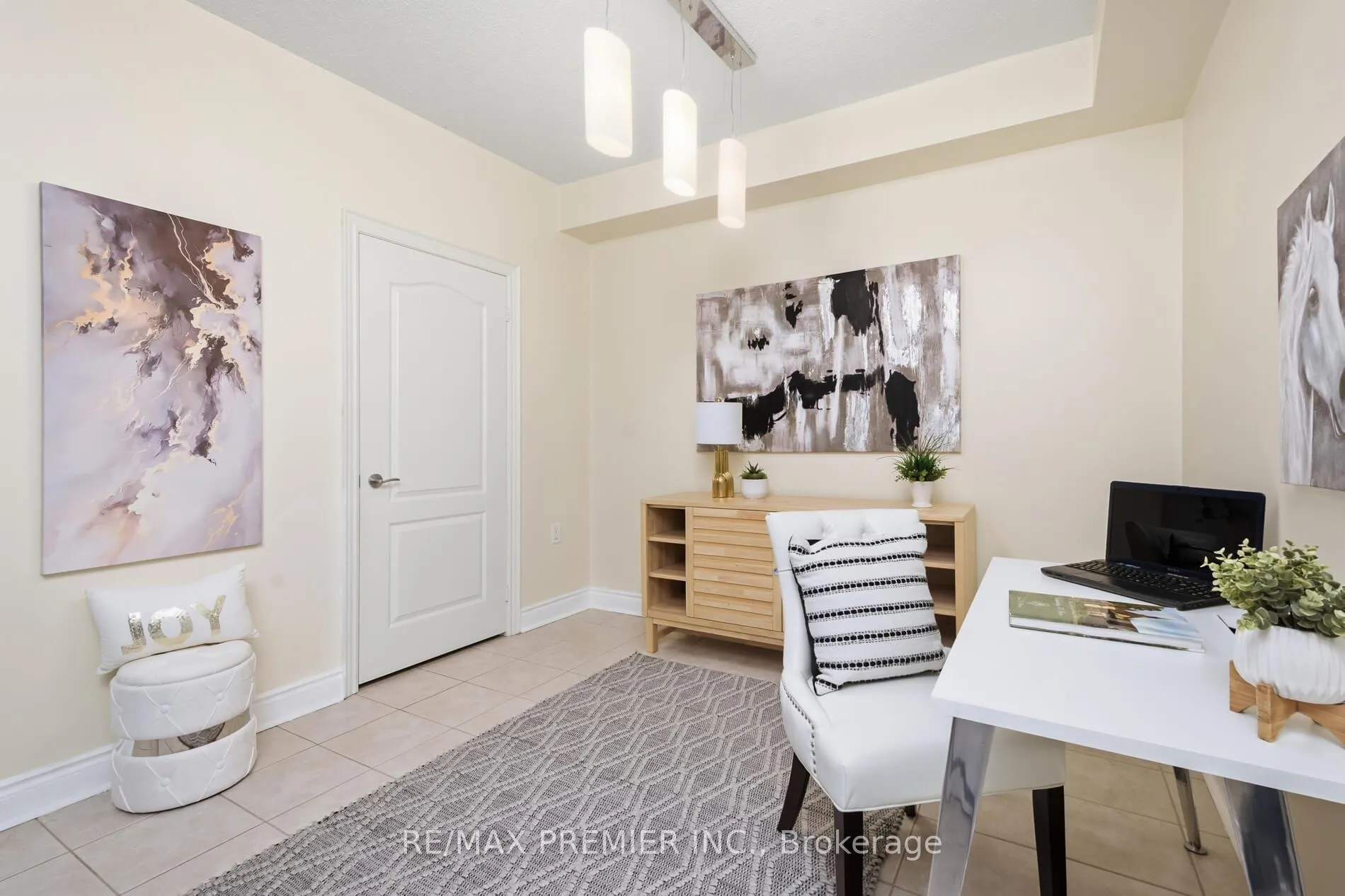 Photo 5 of Unit 330, 8201 Islington Avenue, Vaughan, Islington Woods — HOMEH