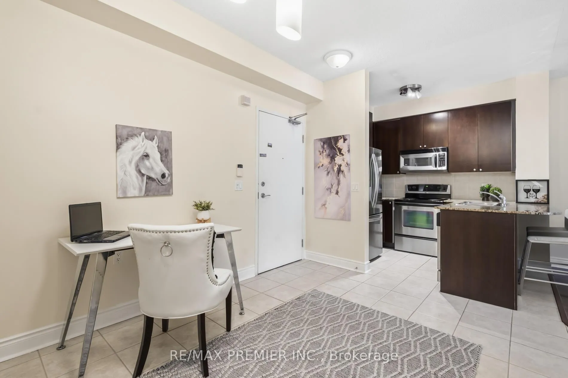 Photo 6 of Unit 330, 8201 Islington Avenue, Vaughan, Islington Woods — HOMEH