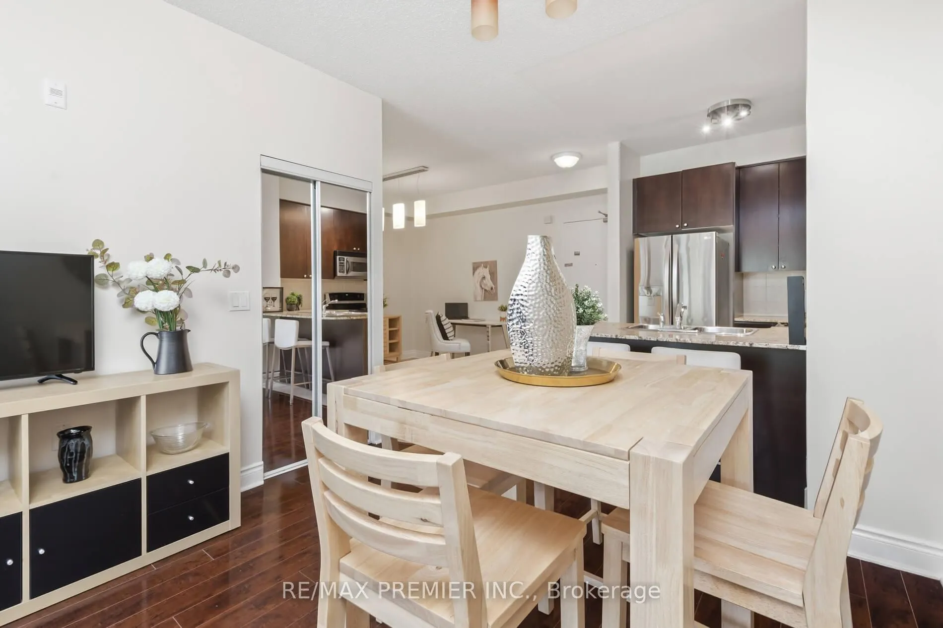Photo 12 of Unit 330, 8201 Islington Avenue, Vaughan, Islington Woods — HOMEH