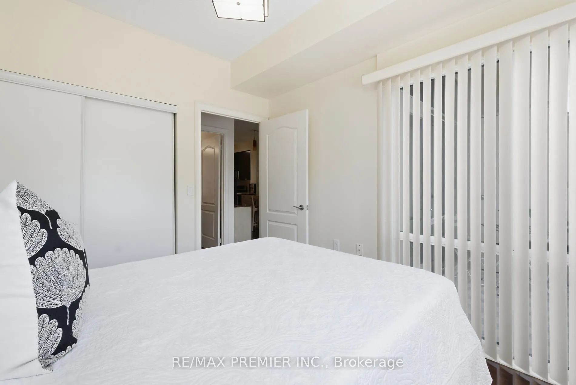 Photo 20 of Unit 330, 8201 Islington Avenue, Vaughan, Islington Woods — HOMEH