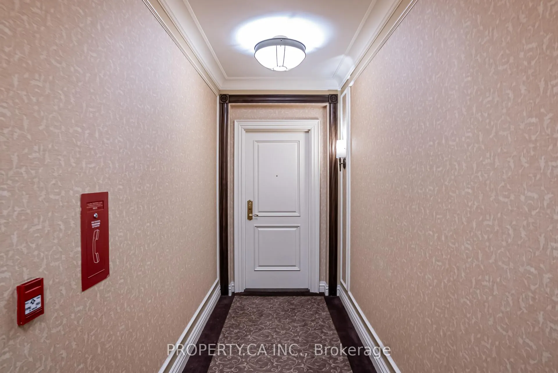 Photo 6 of Unit 305, 9235 Jane Street, Vaughan, Maple — HOMEH