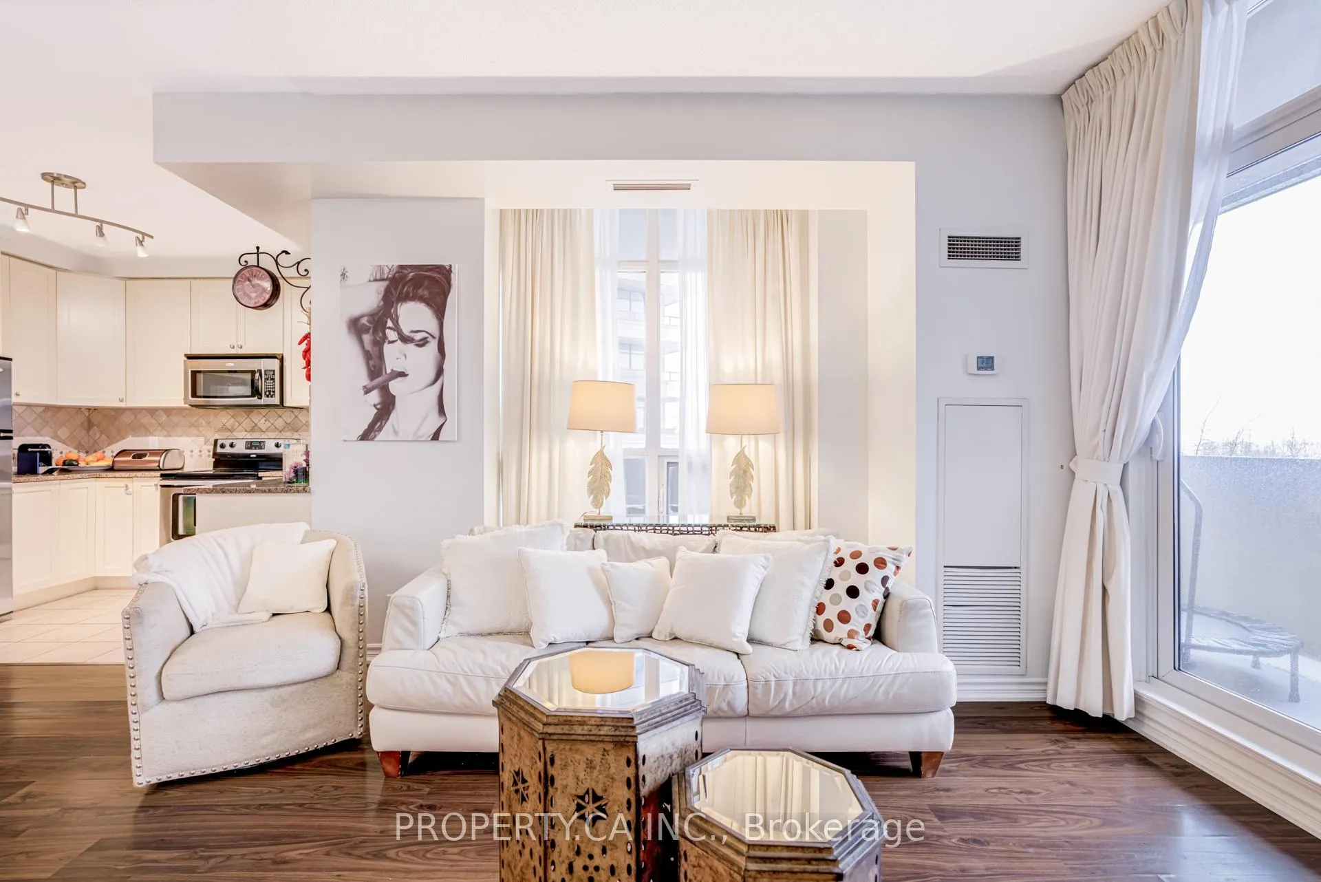 Photo 13 of Unit 305, 9235 Jane Street, Vaughan, Maple — HOMEH