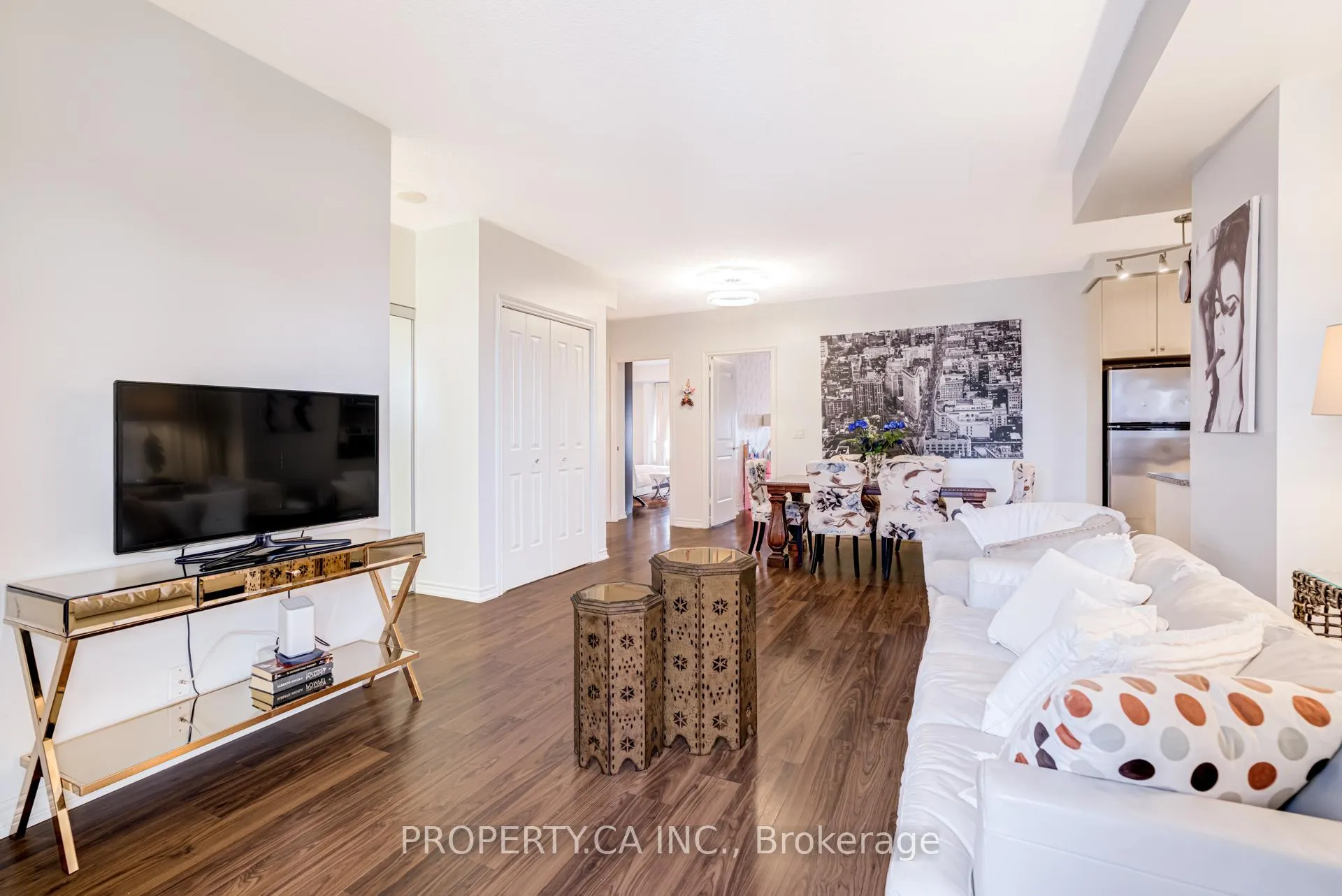 Photo 14 of Unit 305, 9235 Jane Street, Vaughan, Maple — HOMEH