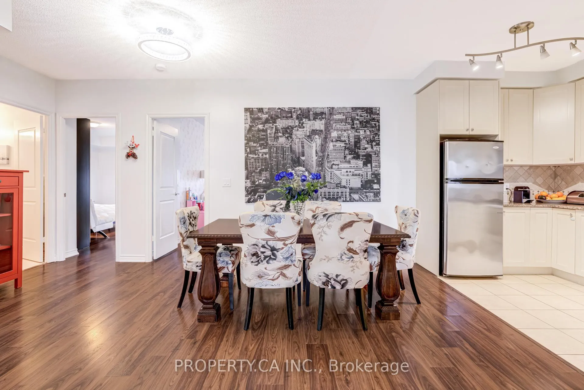 Photo 15 of Unit 305, 9235 Jane Street, Vaughan, Maple — HOMEH