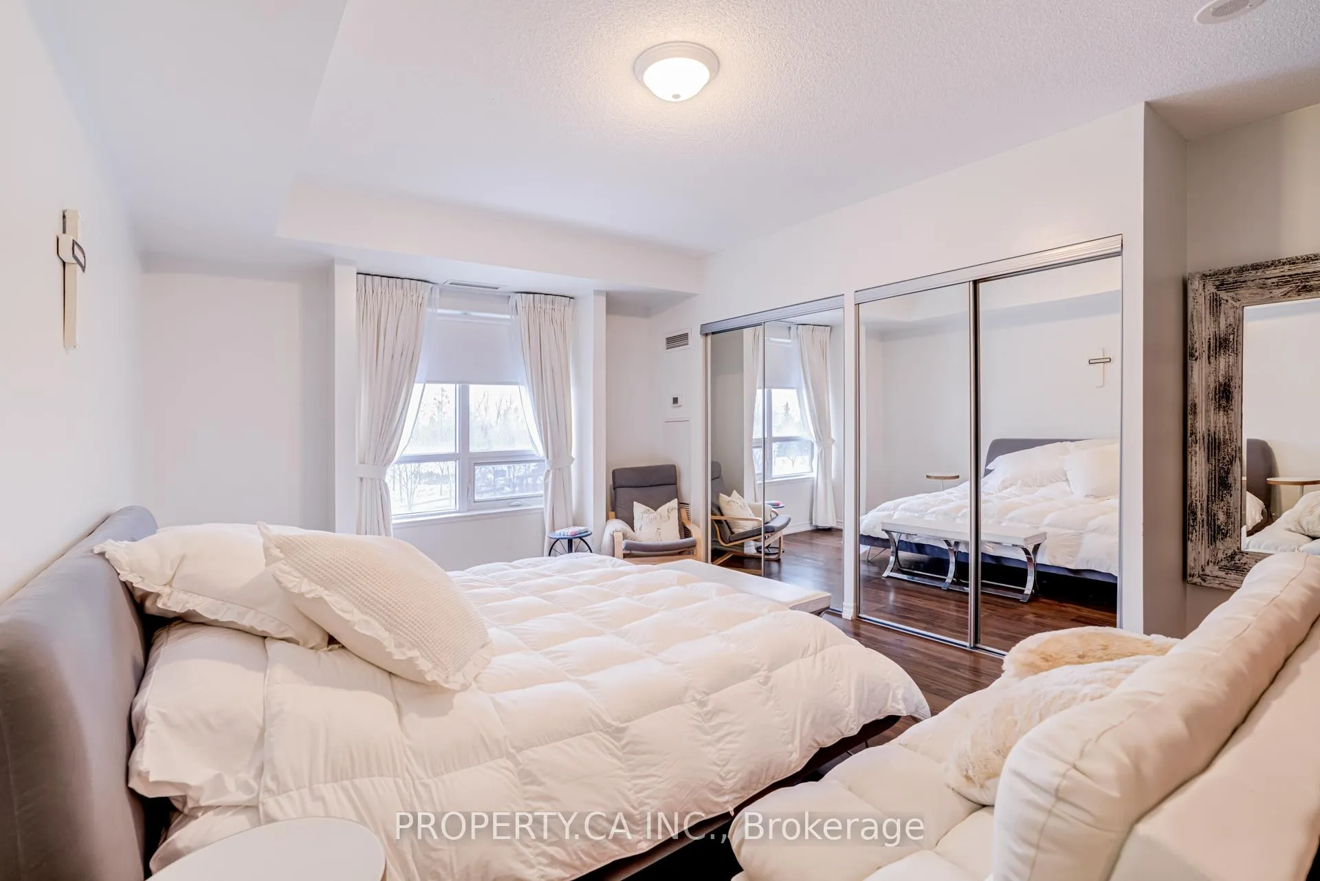 Photo 24 of Unit 305, 9235 Jane Street, Vaughan, Maple — HOMEH