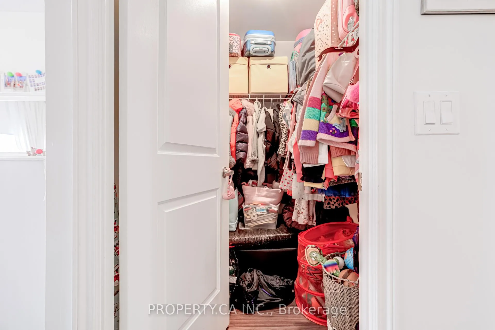 Photo 29 of Unit 305, 9235 Jane Street, Vaughan, Maple — HOMEH