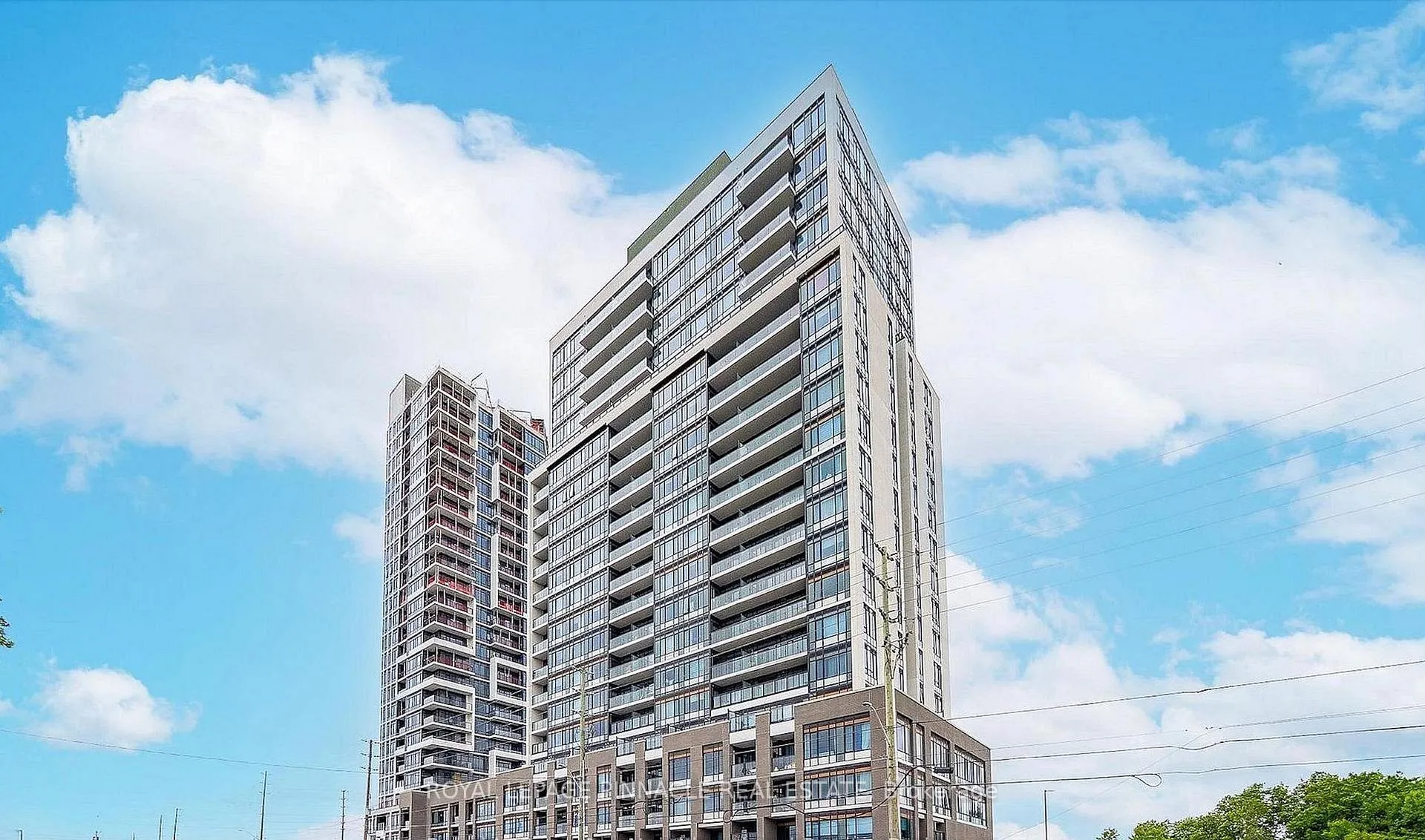 Front of Unit 1605, 8010 Derry Road W